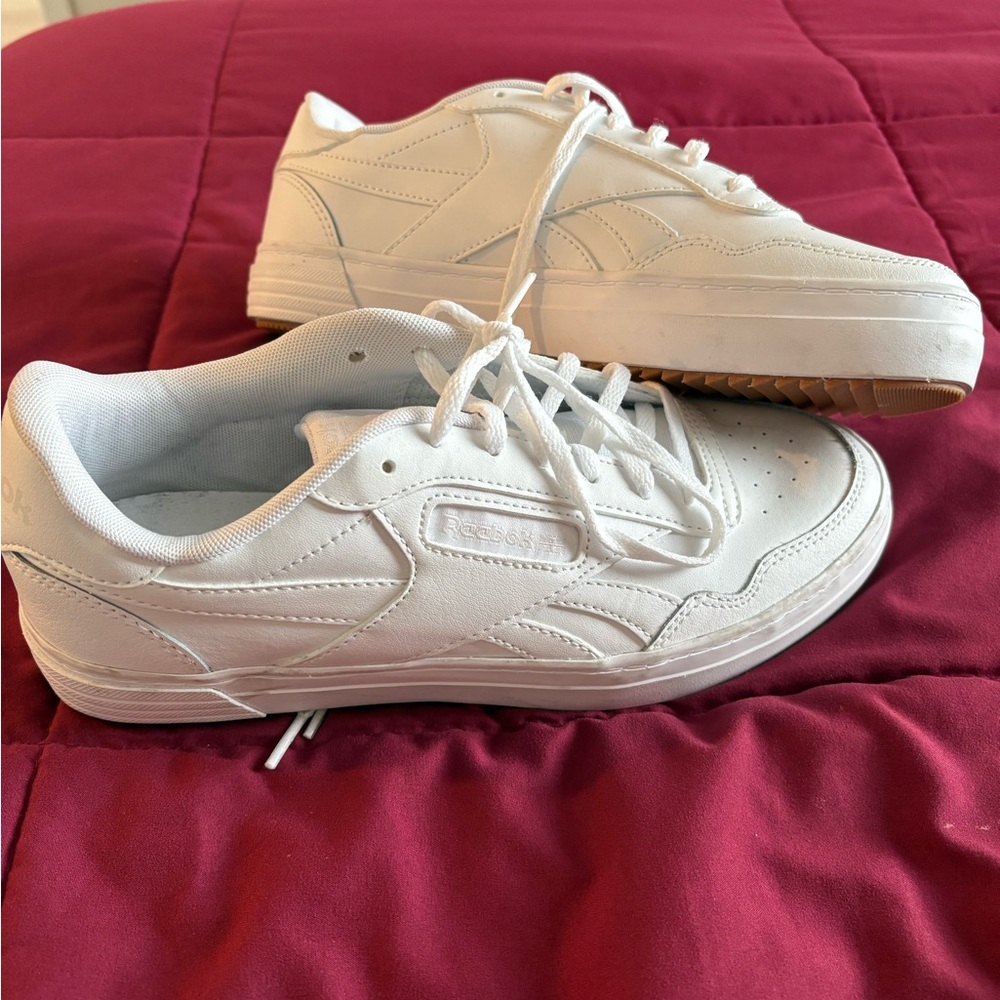 Reebok White MemoryTech Comfort Sneakers